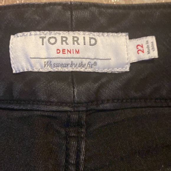 Torrid crop jeggings - Picture 2 of 3